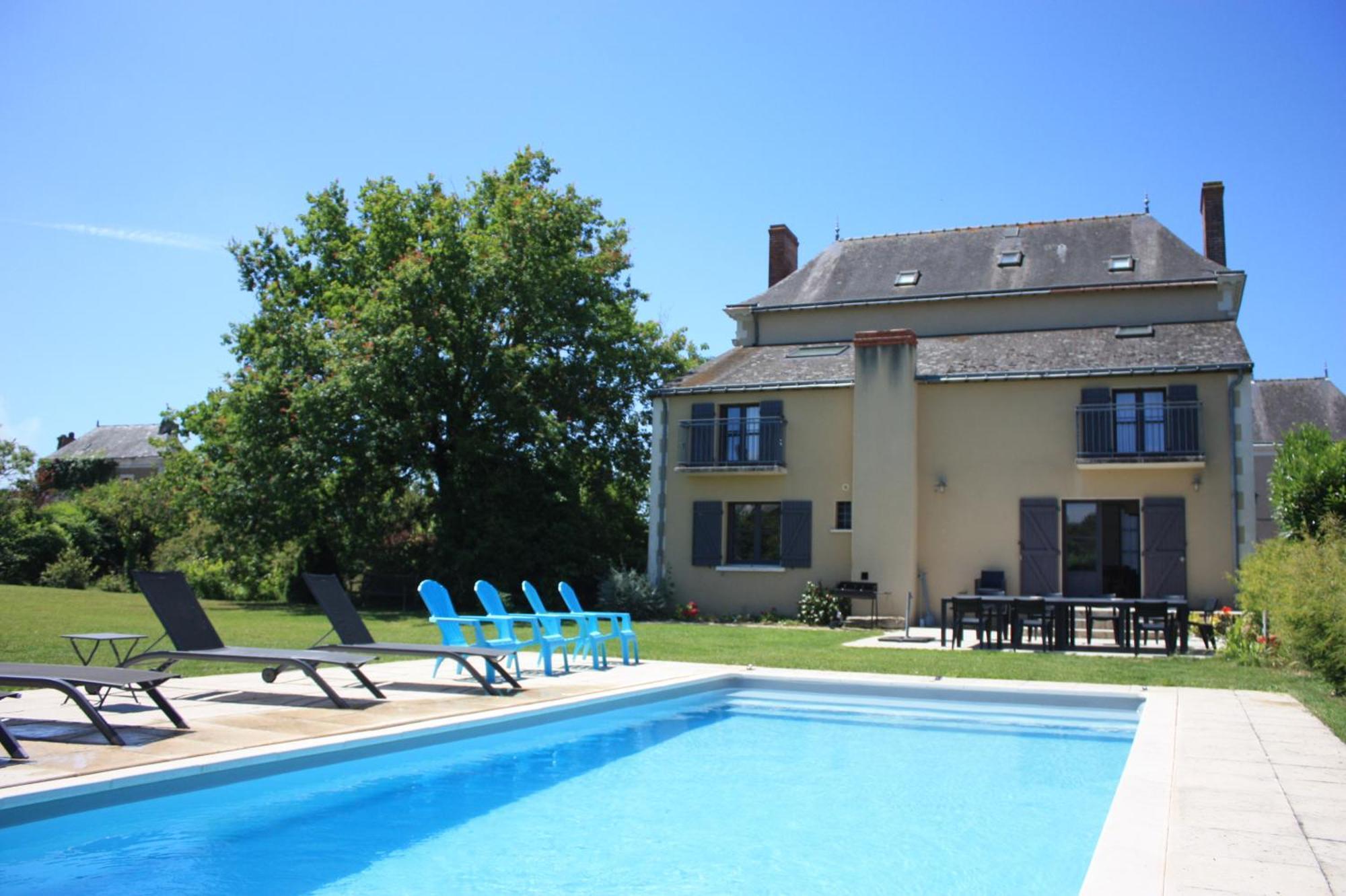 Villa Le Printemps, Maison 15 Pers Avec Piscine Cheviré-le-Rouge Exterior foto